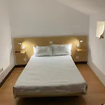 Lusa Atenas Gæstehus 3*
