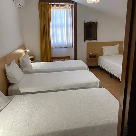 Pensjonat Lusa Atenas Coimbra