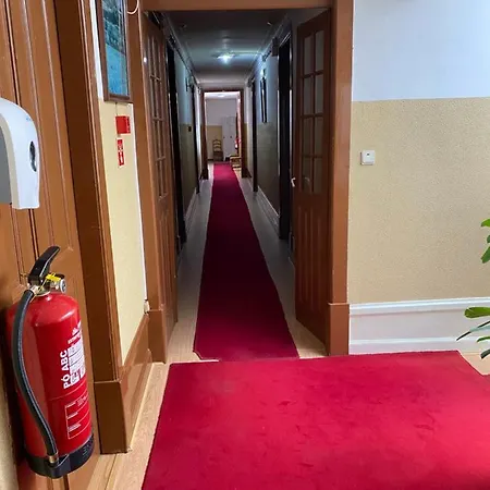 Lusa Atenas Guest house