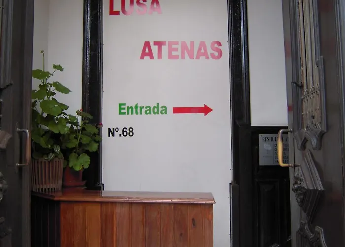 Πανσιόν Lusa Atenas 3*